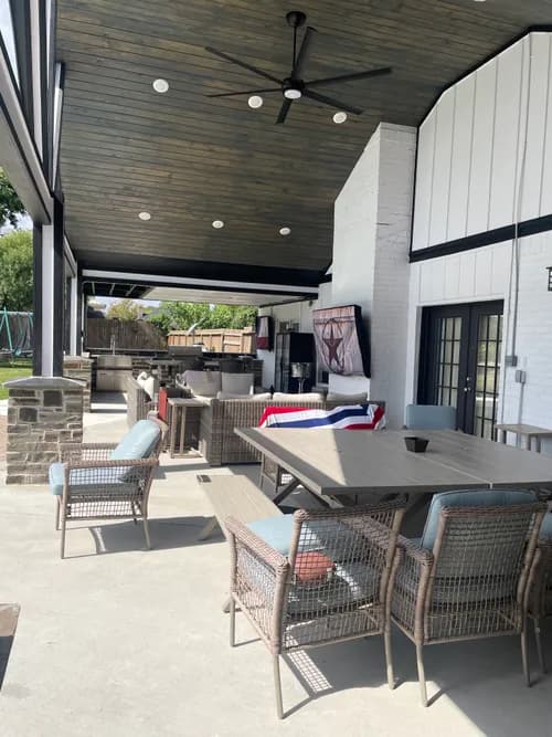 Stone Castle Roofing - Photo 2