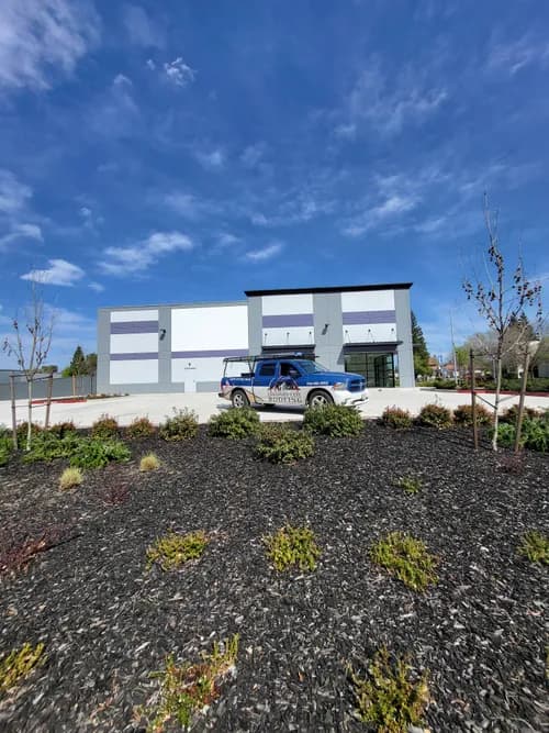 Straight Line Roofing and Construction - Photo 4