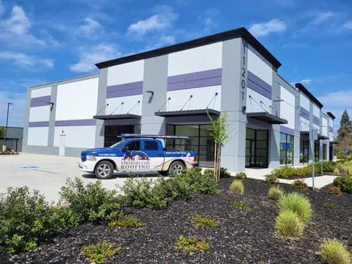 Straight Line Roofing and Construction - Photo 1