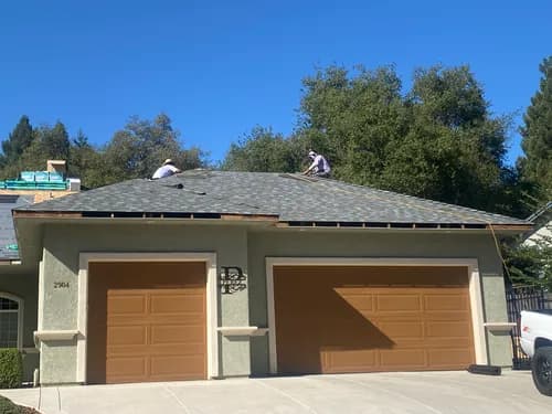 Straight Line Roofing & Construction