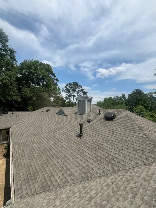 Strong Roofers LLC