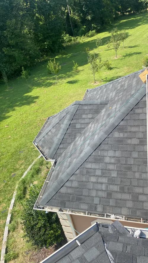 Strong Roofing, LLC - Photo 5