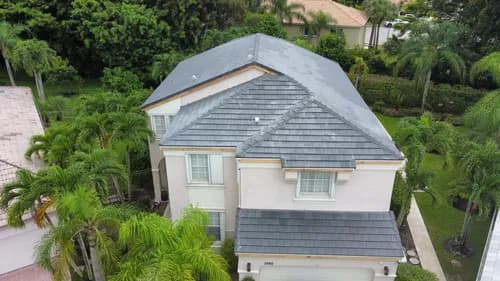 Superior Roofing of Florida, Inc. - Photo 2