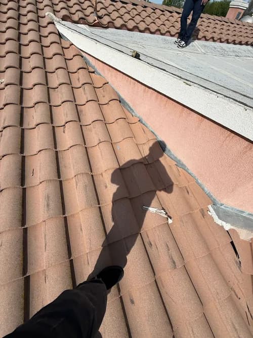 Superstar Roofing - Photo 1