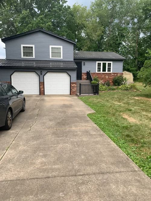 TCS Roofing Ltd. - Photo 1