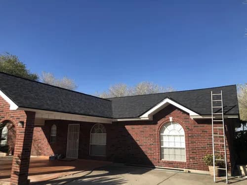 Texas Platinum Roofing & Restoration - Photo 2