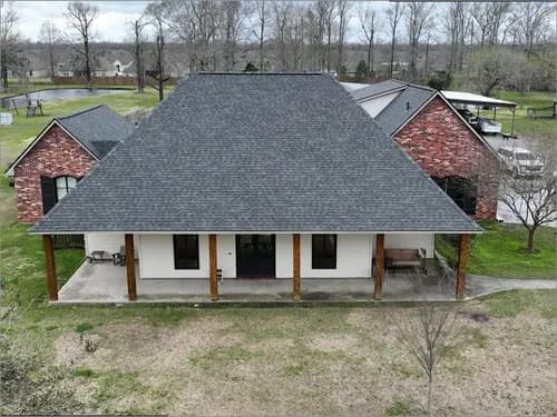 Thomas & Sons Roofing & Construction - Photo 4