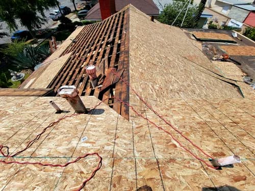 Timeless Construction & Roofing - Photo 4