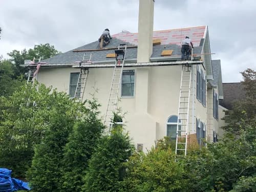 Total Roofing and Siding Inc. - Photo 4