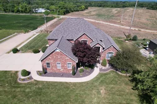 Total Roofing - Photo 1