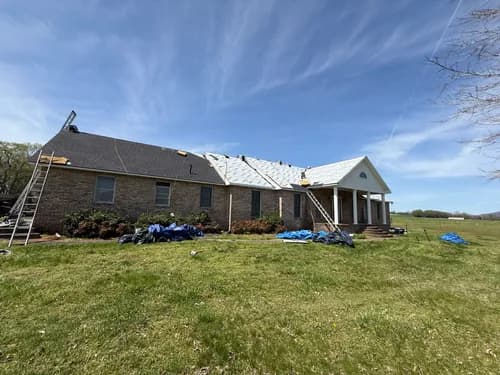 Valdez & Sons Roofing & Construction - Photo 3