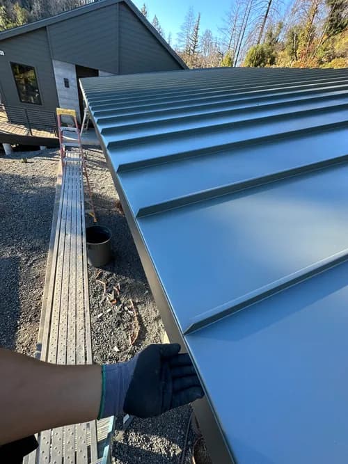 Vasquez Roofing - Photo 2