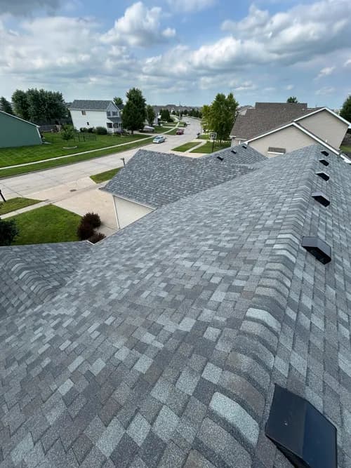 VernCo Roofing - Photo 2