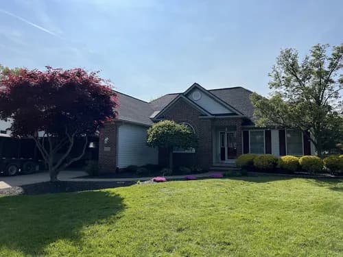 Walker Roofing & Construction - Photo 3