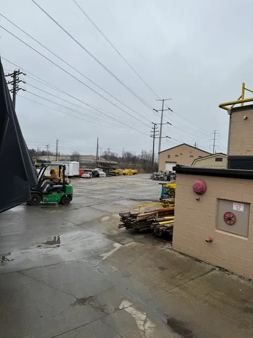 Warren Roofing & Insulating Co. - Photo 4