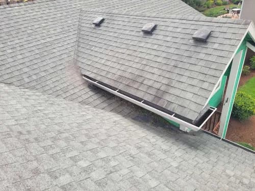 Western Pacific Roofing - Vancouver - Photo 4