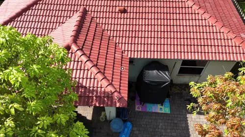 Williams Top-Quality Roofing - Photo 5