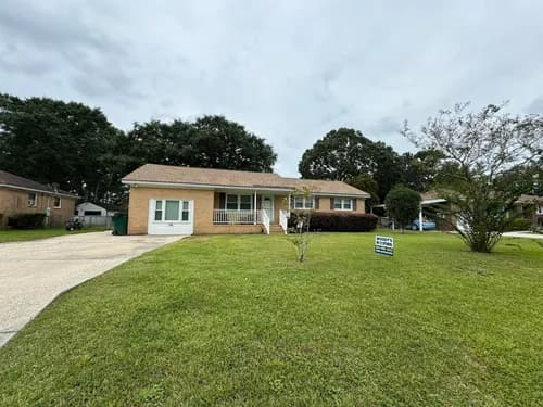 Woody’s Roofing - Photo 3