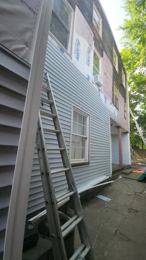 Wright Siding And rehab specialist - Photo 1